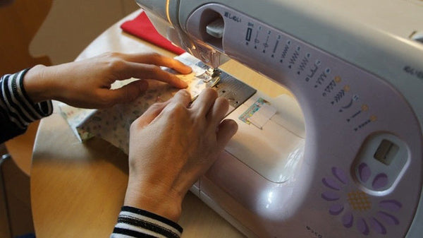 Get to Know Your Sewing Machine - New Milton Library - Friday 26th April, 3rd, 10th, 17th and 24th May 2024
