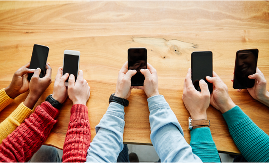 Mobile Confidence: Apps and E-mails - Aldershot Library - Monday 30th November, 7th and 14th December 2026 - 10.00am